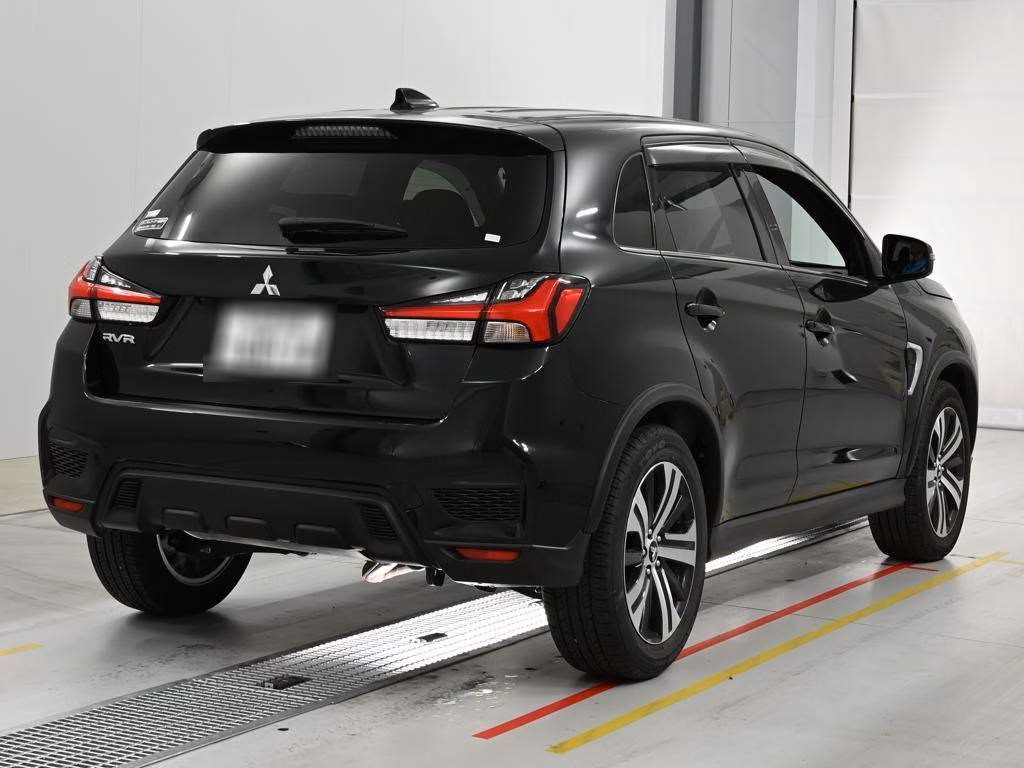 MITSUBISHI RVR