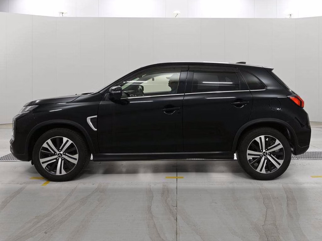 MITSUBISHI RVR