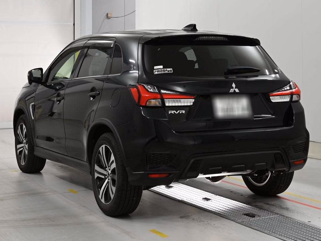 MITSUBISHI RVR