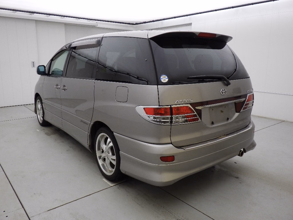TOYOTA ESTIMA