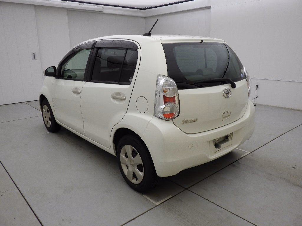 TOYOTA PASSO