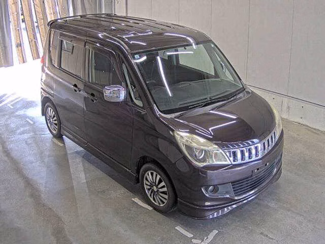 MITSUBISHI DELICA D:2