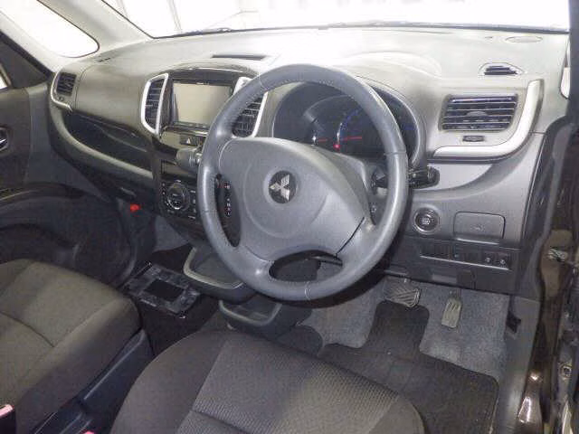 MITSUBISHI DELICA D:2