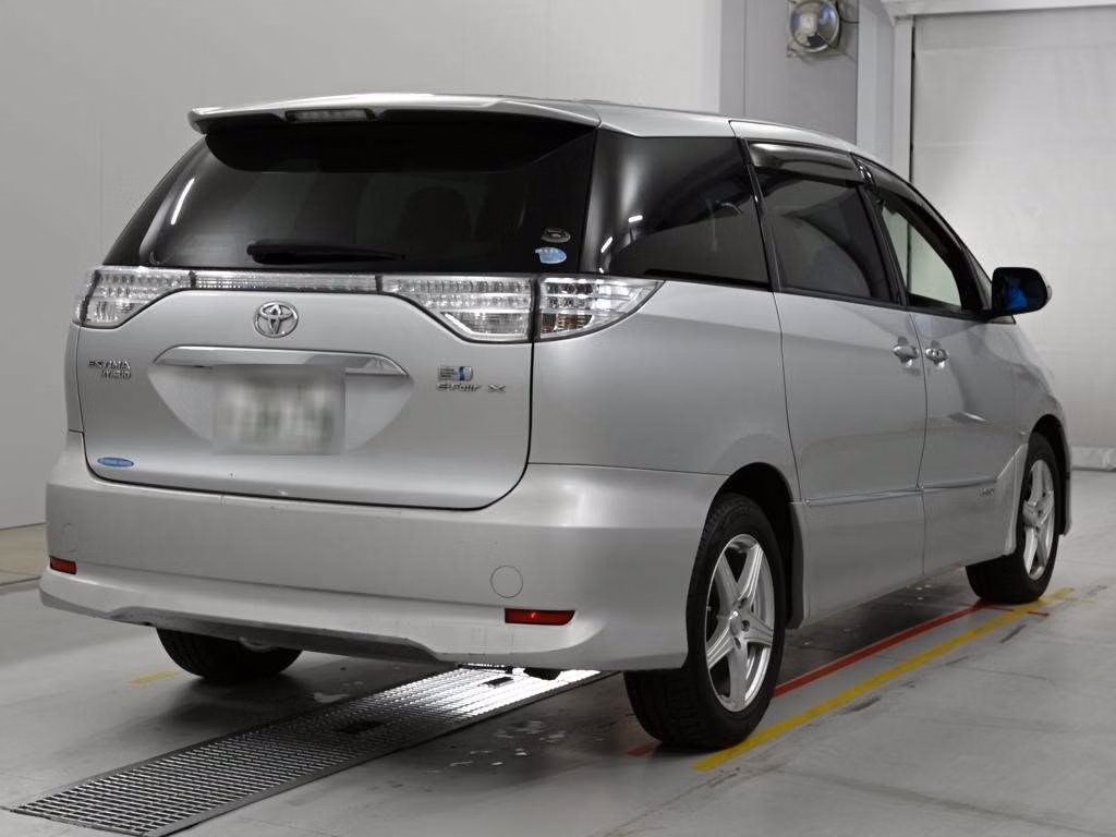 TOYOTA ESTIMA