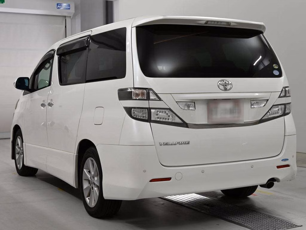 TOYOTA VELLFIRE