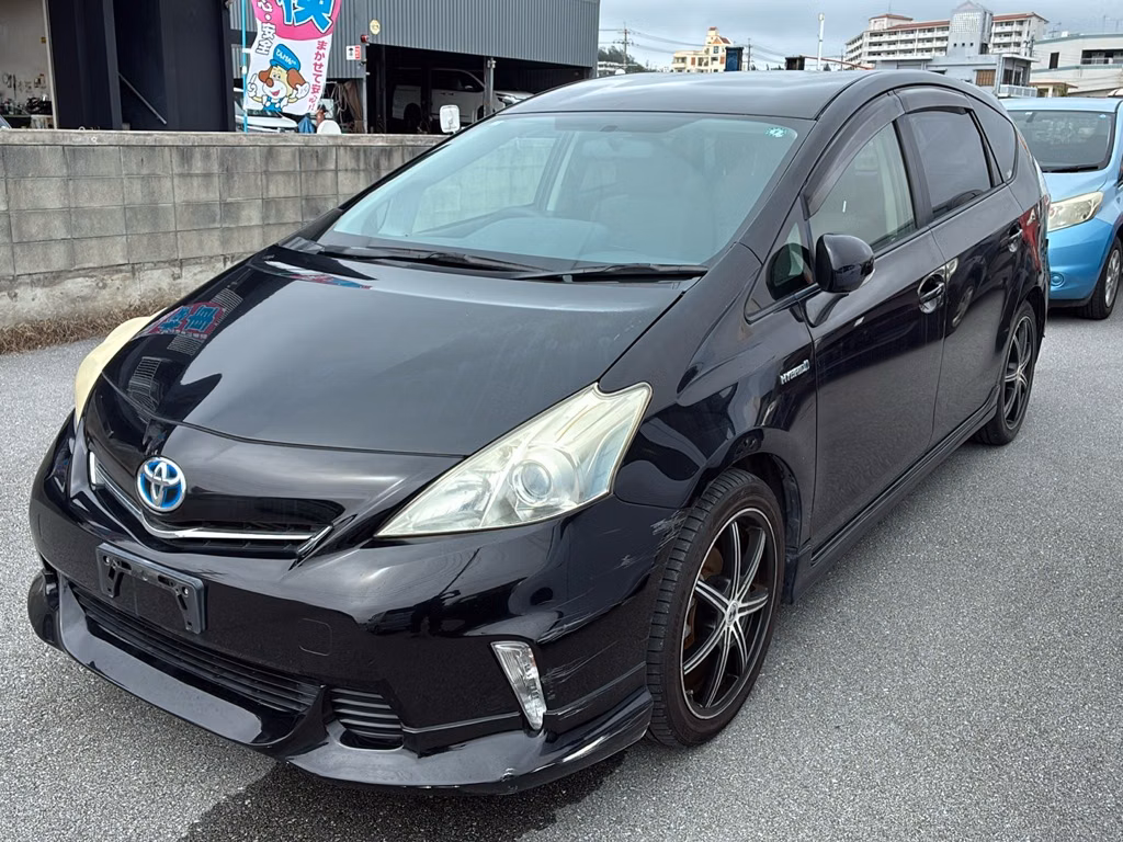 TOYOTA PRIUS ALPHA