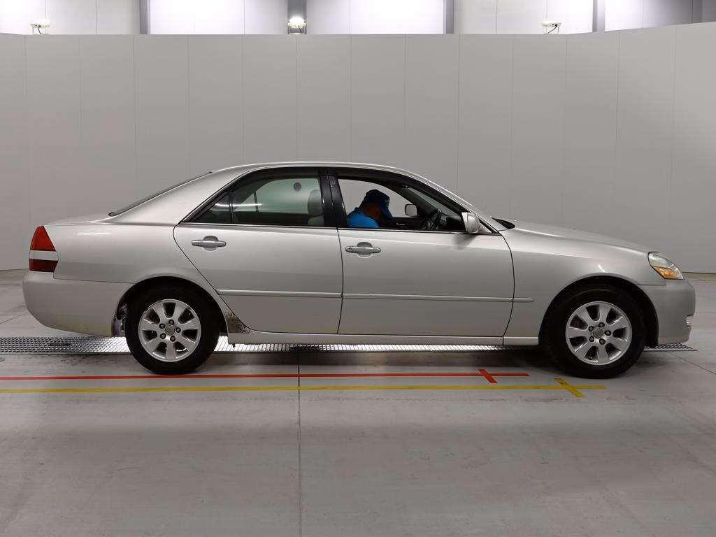 TOYOTA MARK II