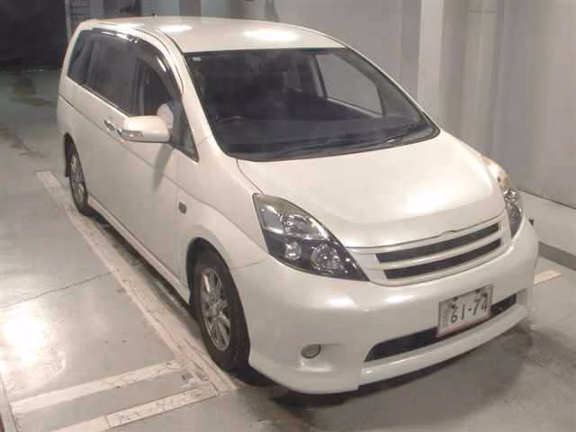 TOYOTA ISIS
