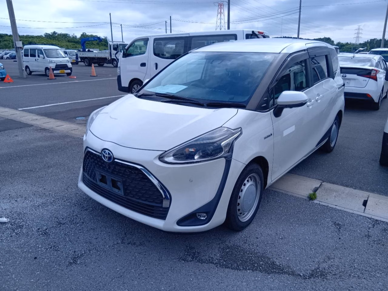 TOYOTA SIENTA