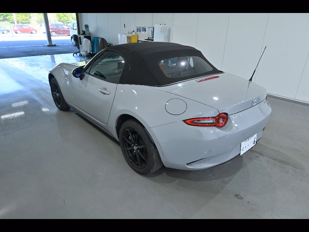 MAZDA ROADSTER