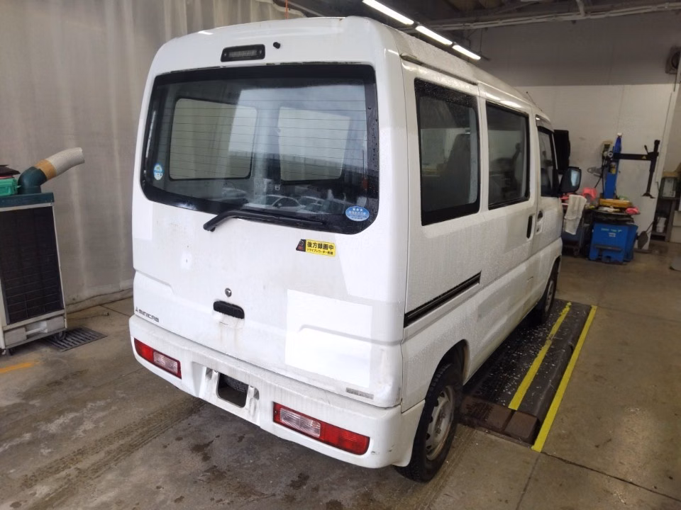 MITSUBISHI MINICAB