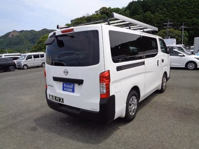 NISSAN CARAVAN