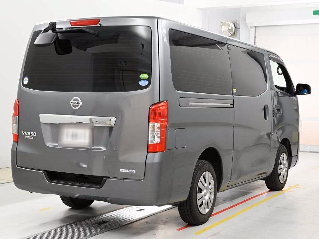 NISSAN NV350 CARAVAN
