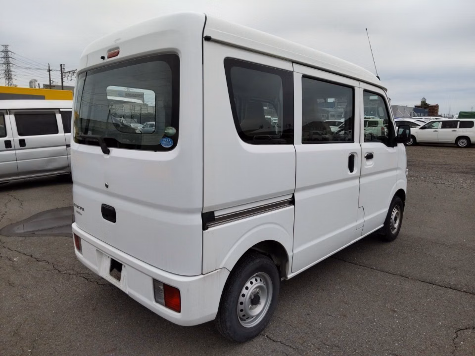 MITSUBISHI MINICAB