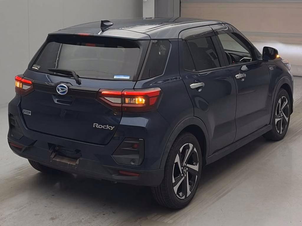 DAIHATSU ROCKY
