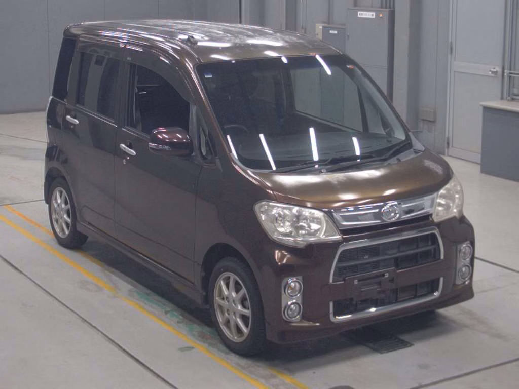 DAIHATSU TANTO EXE