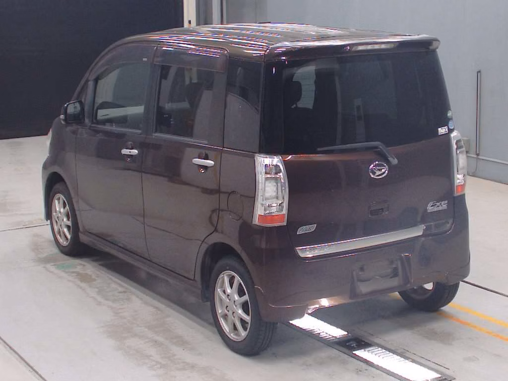 DAIHATSU TANTO EXE
