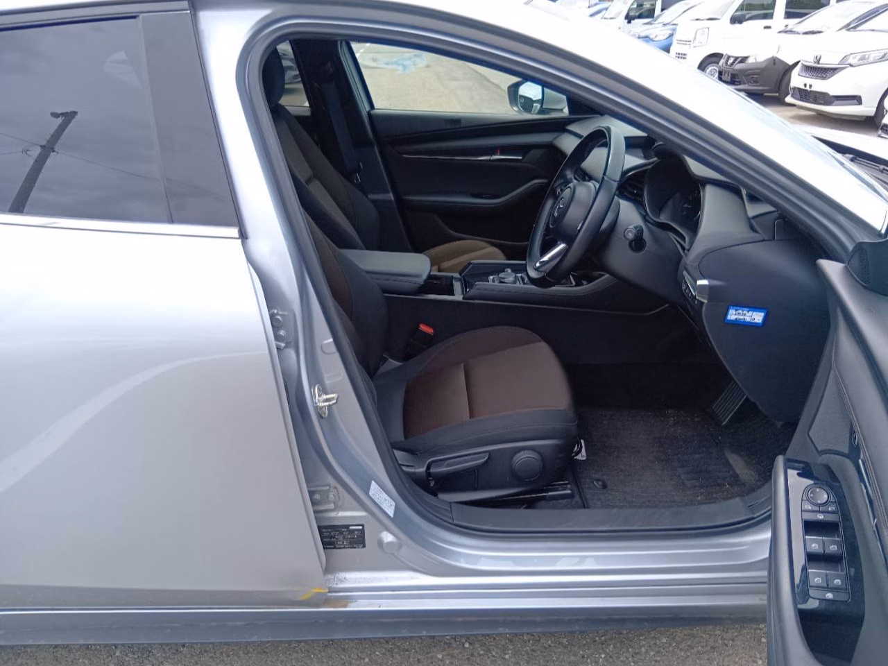 MAZDA MAZDA3