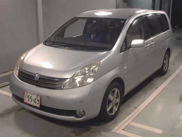 TOYOTA ISIS