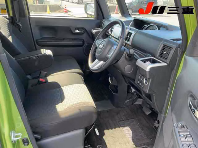 DAIHATSU WAKE
