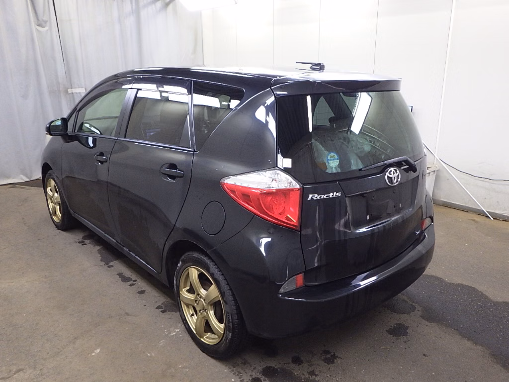 TOYOTA RACTIS