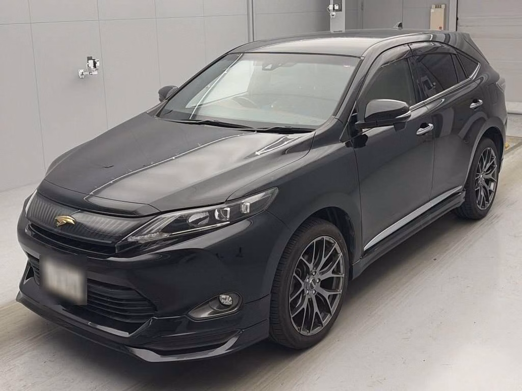 TOYOTA HARRIER