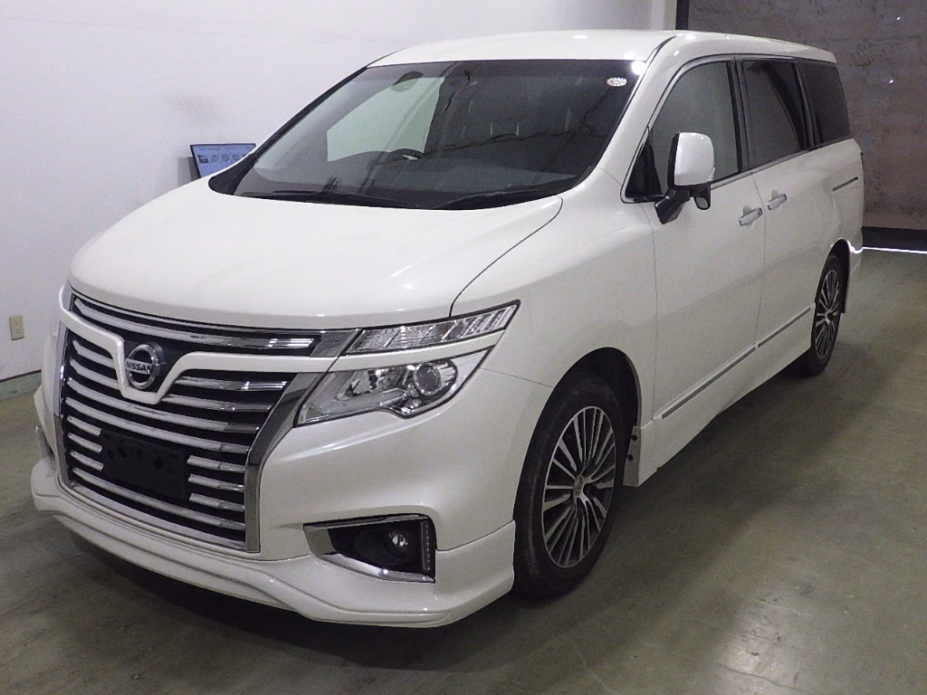 NISSAN ELGRAND