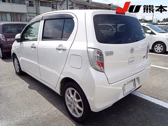TOYOTA PIXIS EPOCH