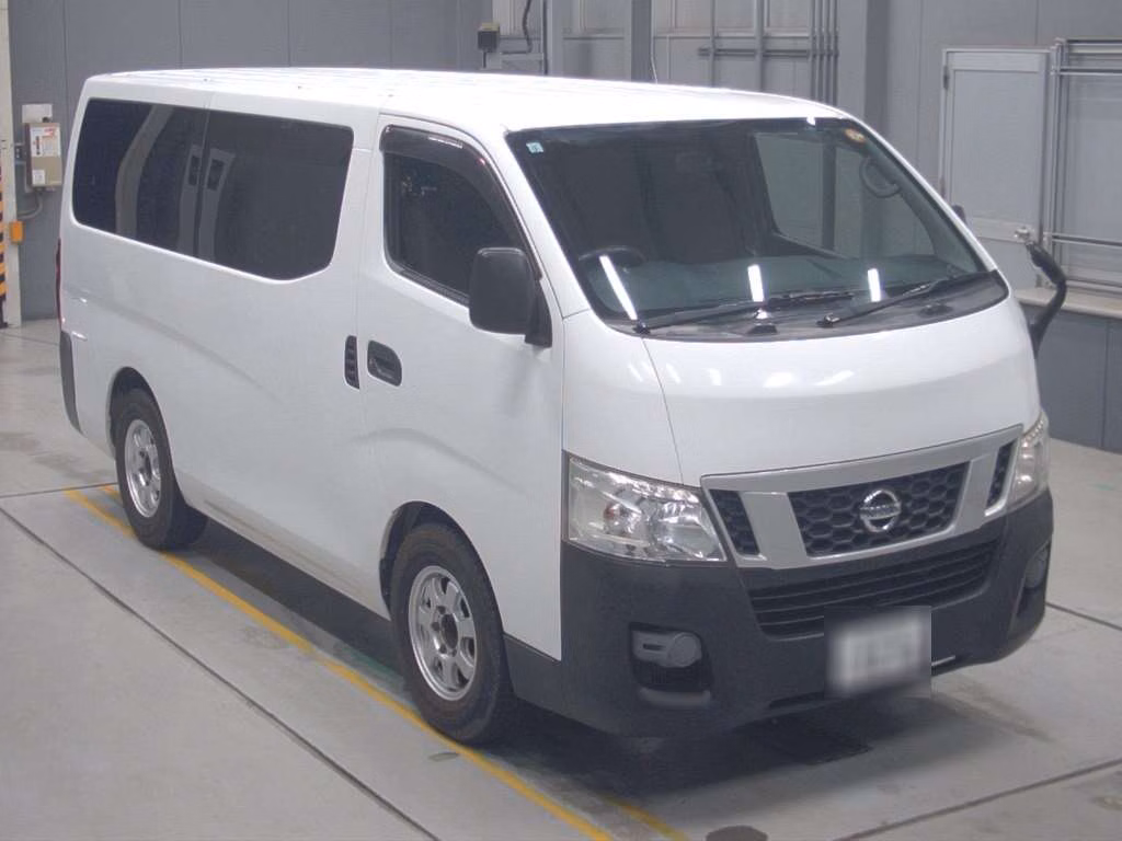 NISSAN NV350 CARAVAN