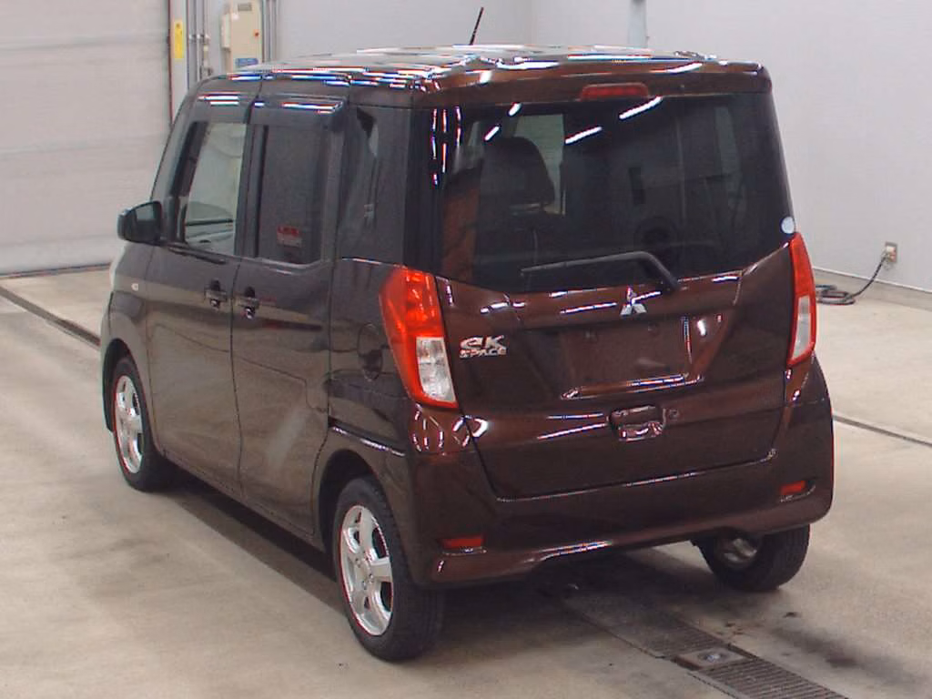 MITSUBISHI EK SPACE