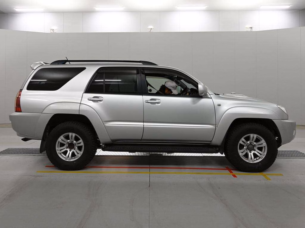 TOYOTA HILUX SURF