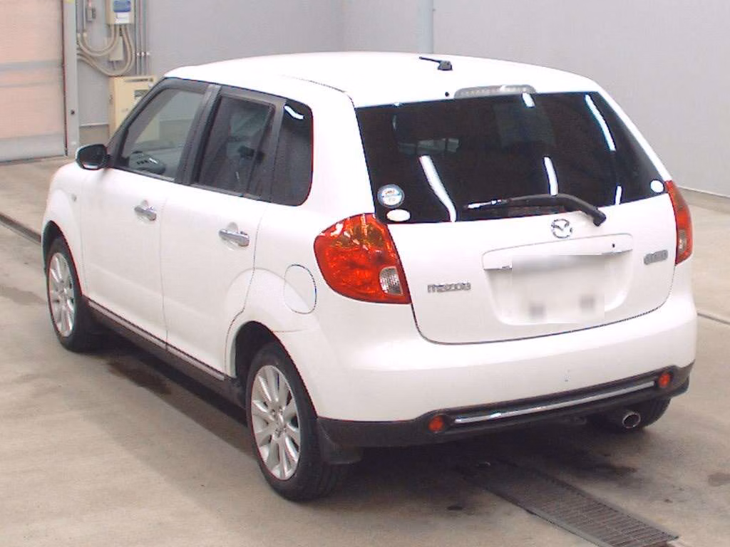 MAZDA VERISA