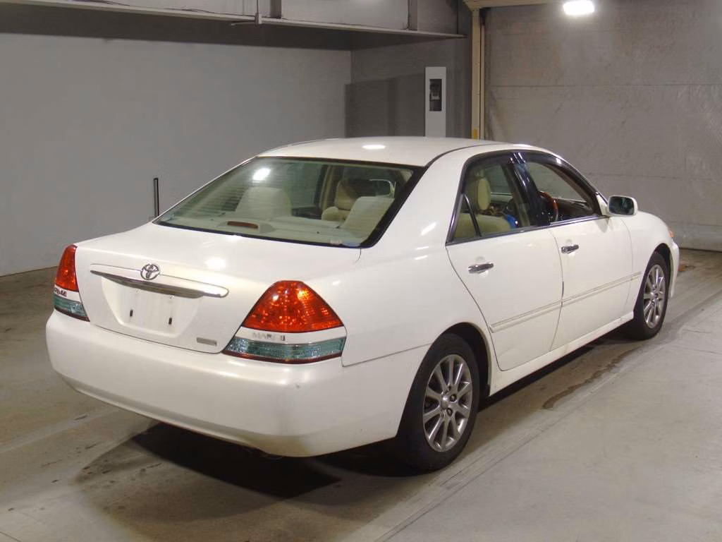 TOYOTA MARK II