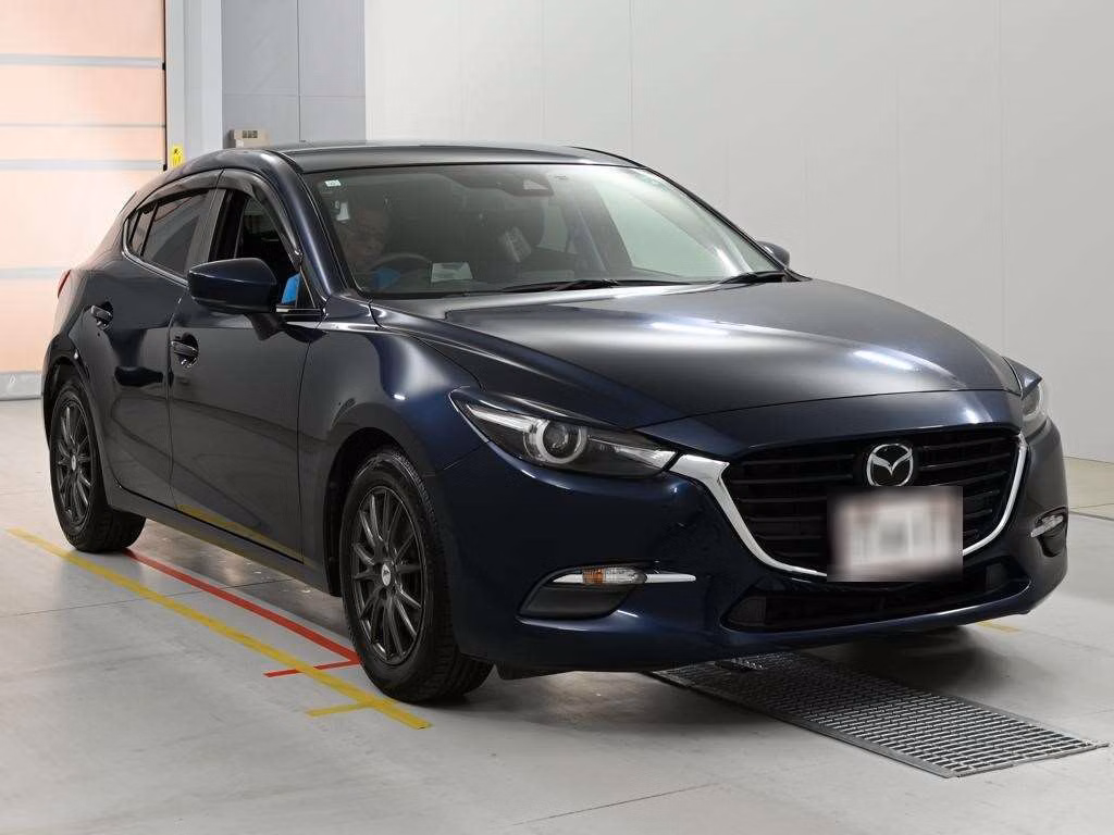 MAZDA AXELA
