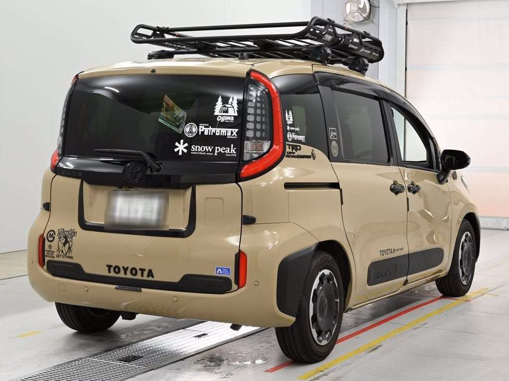 TOYOTA SIENTA