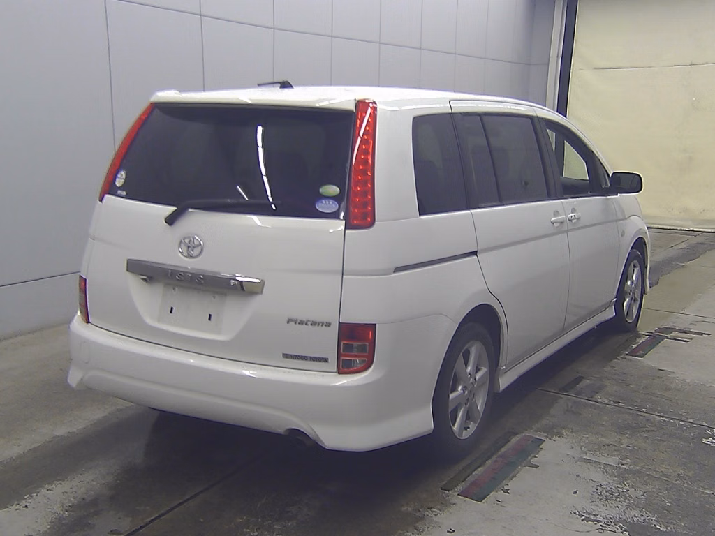 TOYOTA ISIS