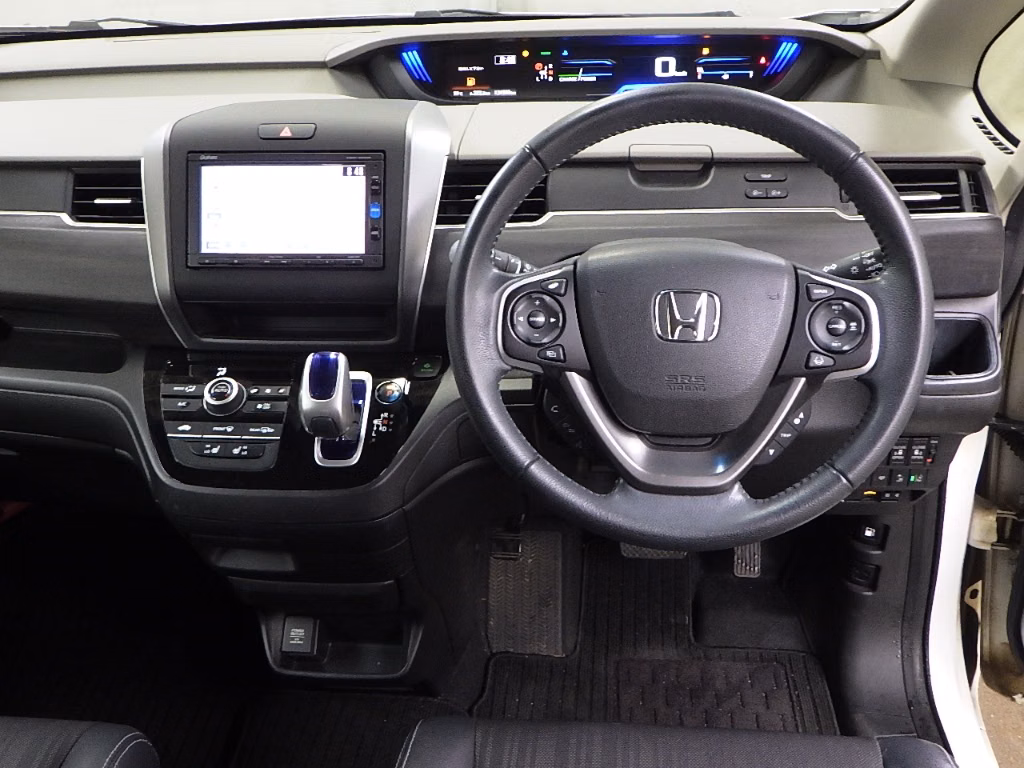 HONDA FREED+