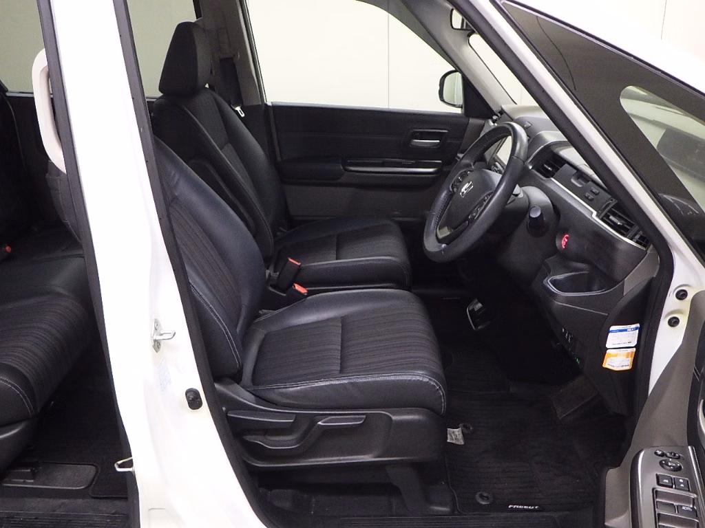 HONDA FREED+