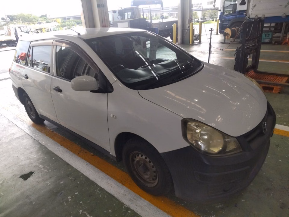 MAZDA FAMILIA