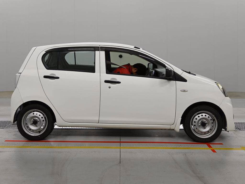 SUBARU PLEO PLUS