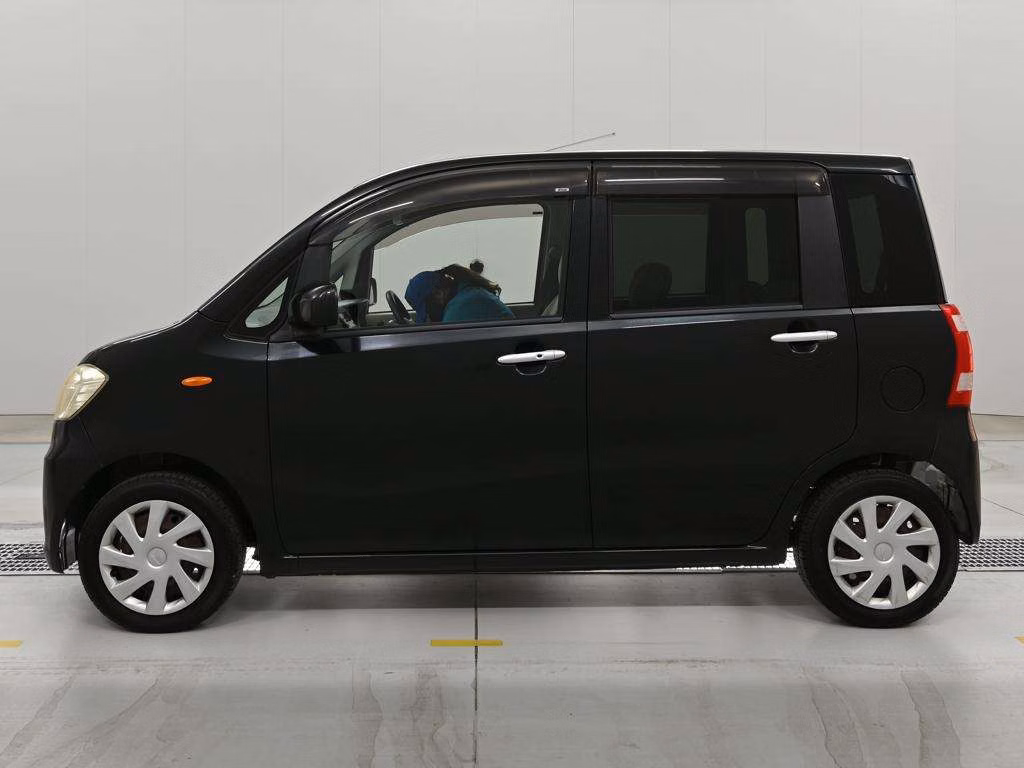 DAIHATSU TANTO EXE