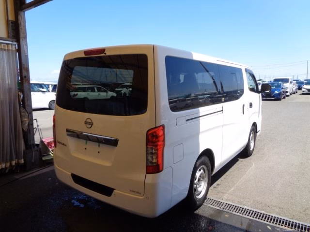 NISSAN CARAVAN