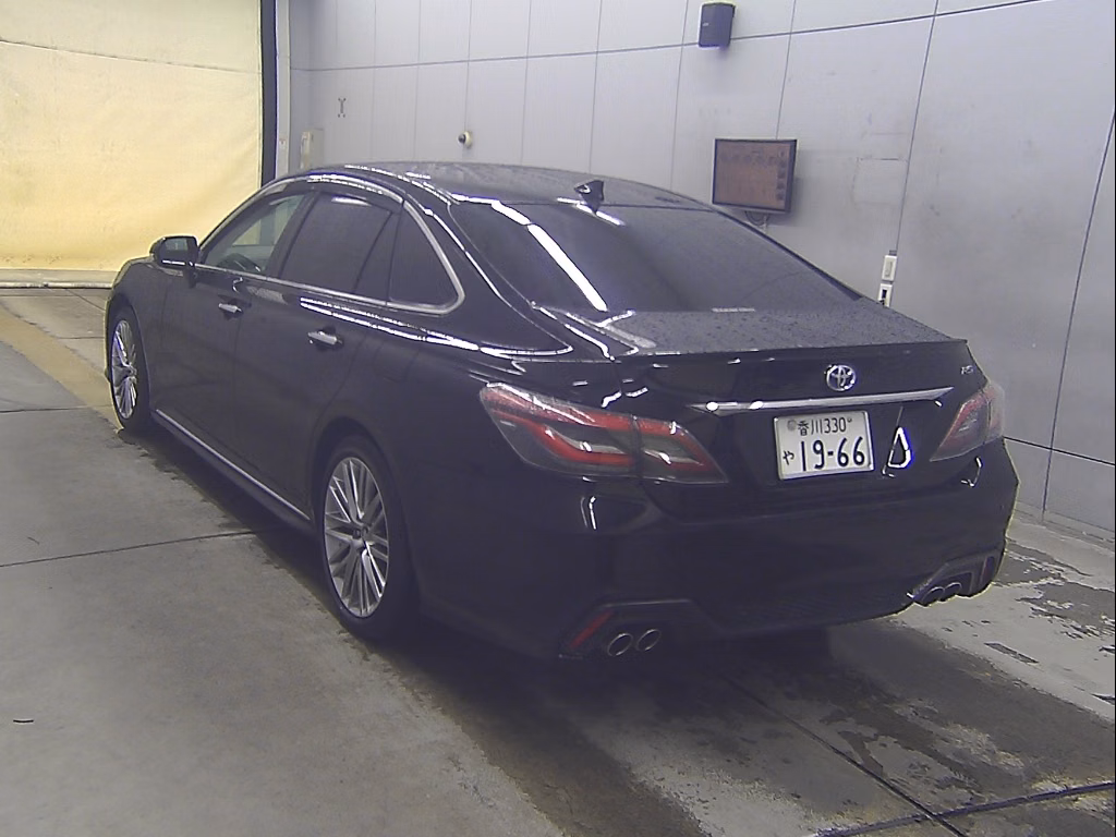 TOYOTA CROWN