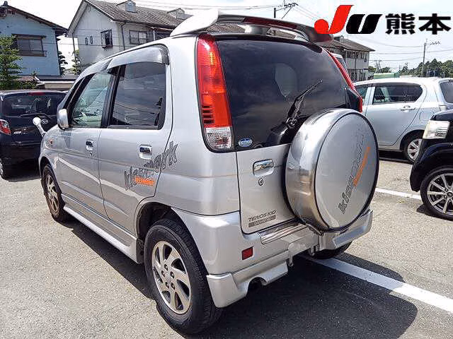 DAIHATSU TERIOS KID