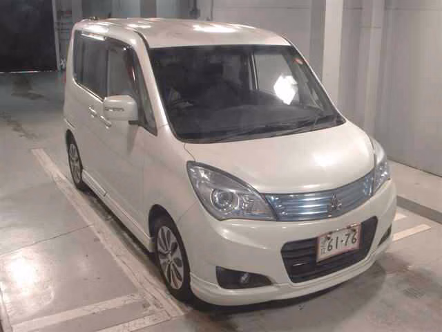 MITSUBISHI DELICA D:2
