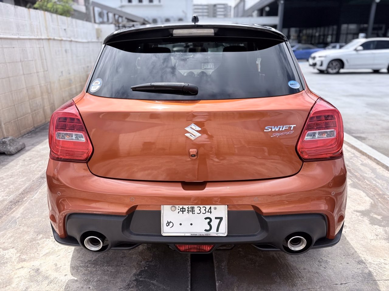 SUZUKI SWIFT