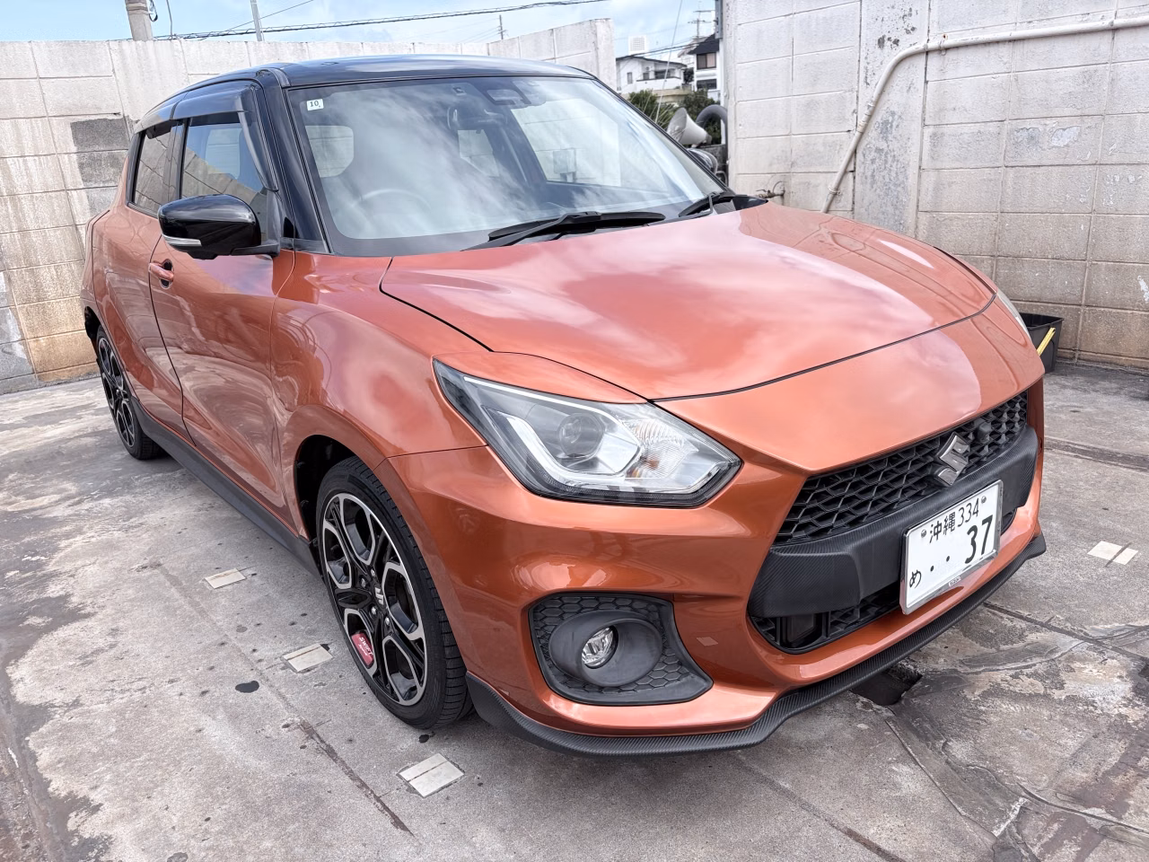 SUZUKI SWIFT