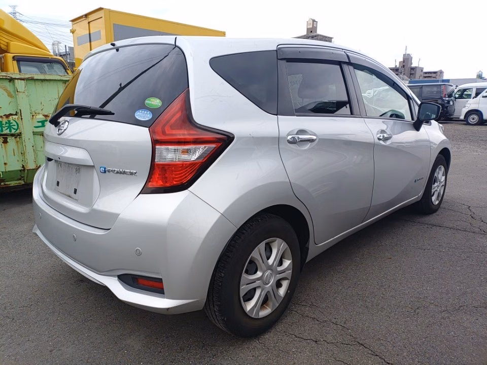 NISSAN NOTE