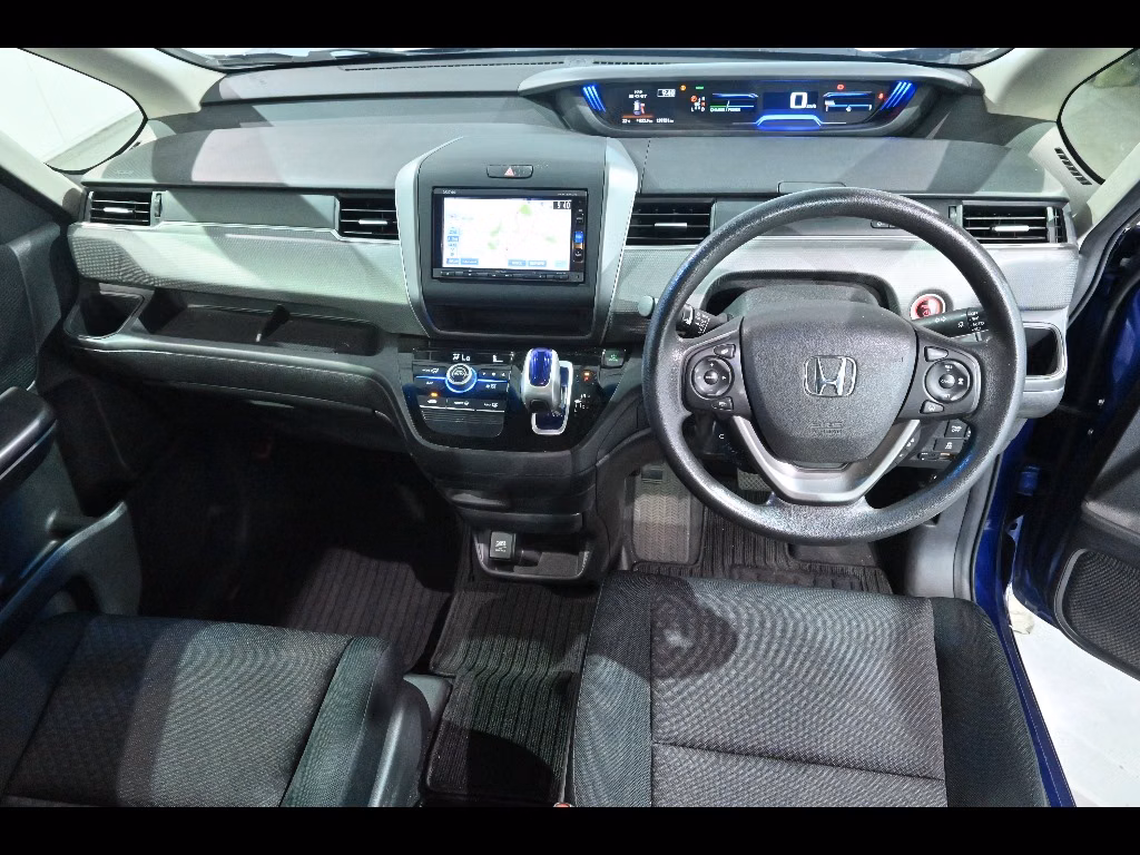 HONDA FREED+