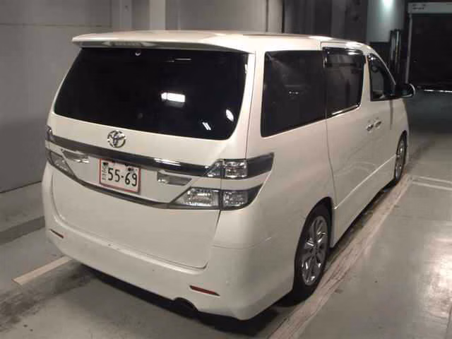 TOYOTA VELLFIRE